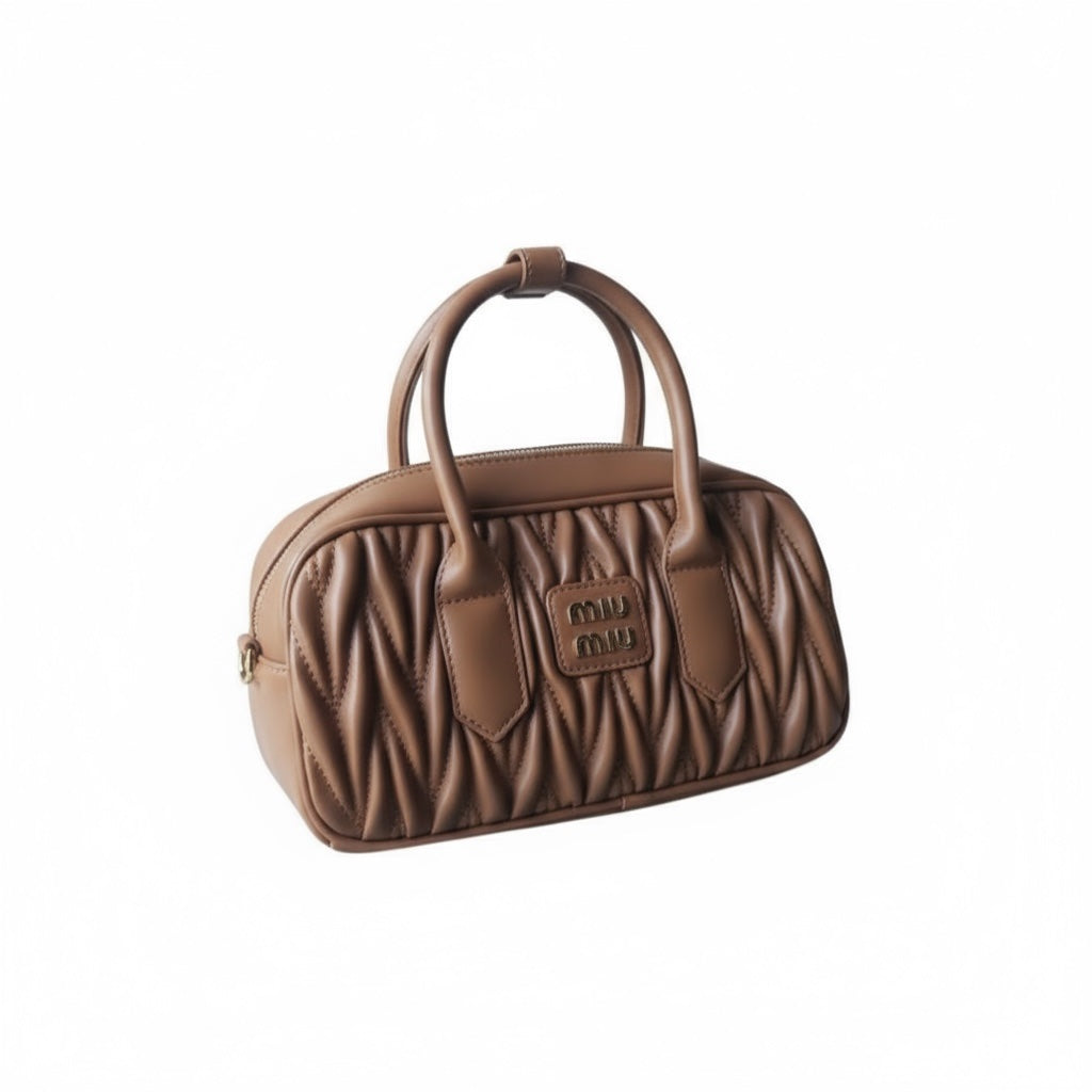 Miu Miu Matelassé Leather Handbag – Καφέ