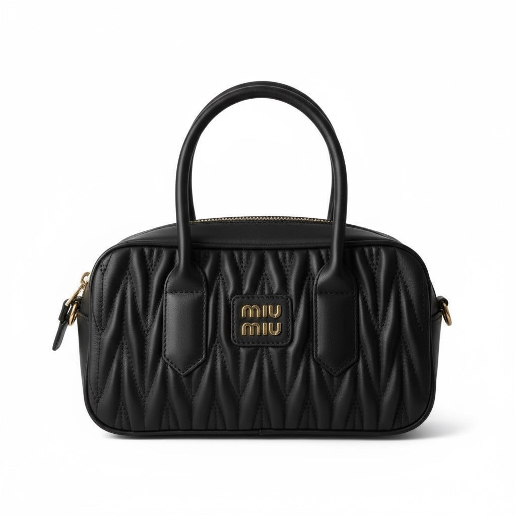 Miu Miu Matelassé Leather Handbag – Μαύρο
