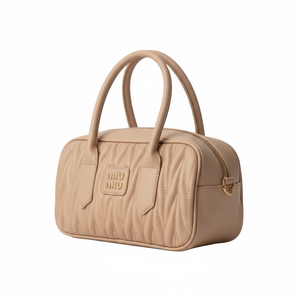 Miu Miu Matelassé Leather Handbag – Μπεζ
