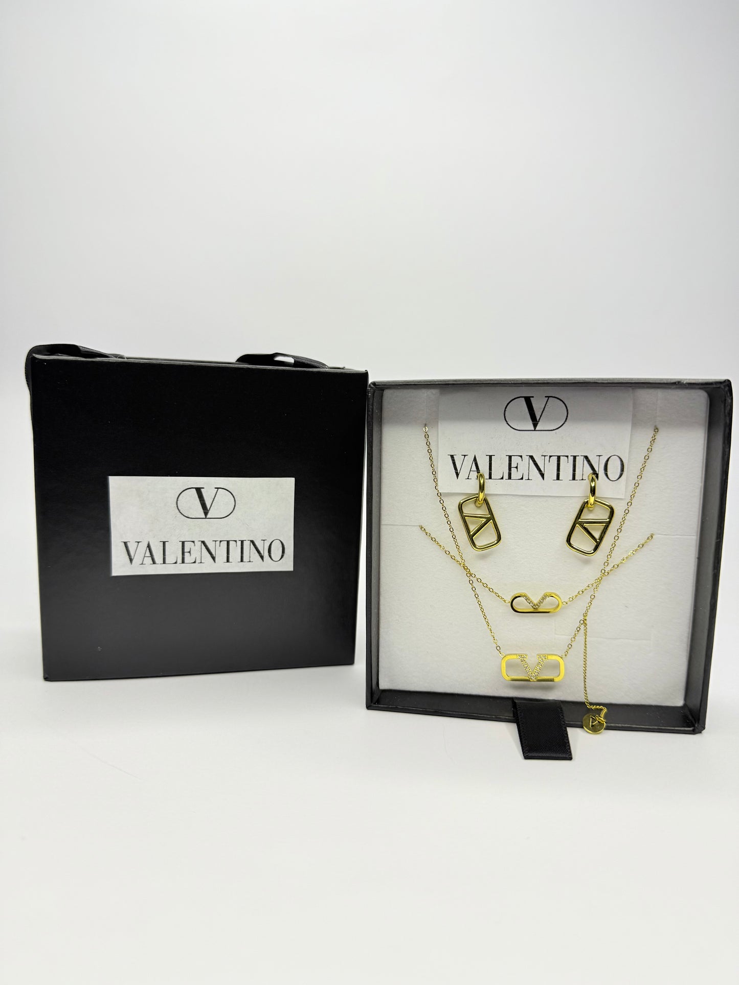 Σετ Κοσμημάτων Valentino – Σκουλαρίκια, Κολιέ & Βραχιόλι σε Χρυσό