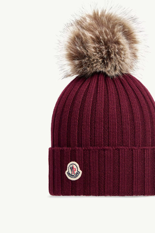 🧢 Γυναικείο Σκουφάκι Moncler – Μπορντό